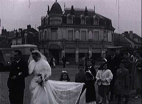 MARIAGE GIRON A CHATEAU DU LOIR (2)