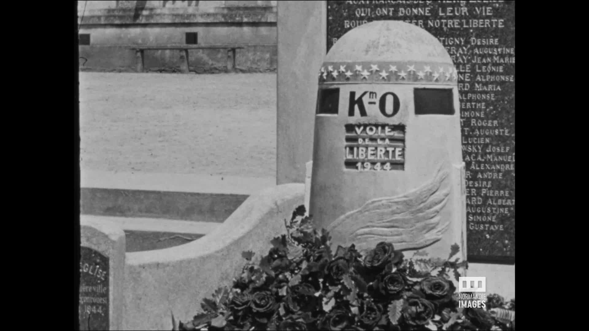 SAINTE-MERE-EGLISE - FETE DE LA LIBERATION - 1951