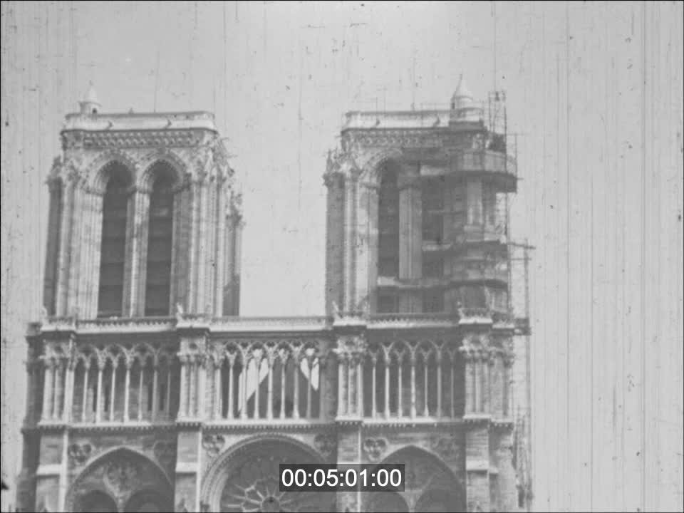 VACANCES A PARIS - TOUR DE FRANCE